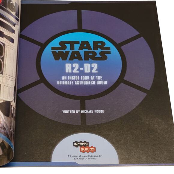 Star Wars R2 D2 Incredi Builds Book Only Inside Look at Ultimate Astromech Droid - Picture 2 of 5